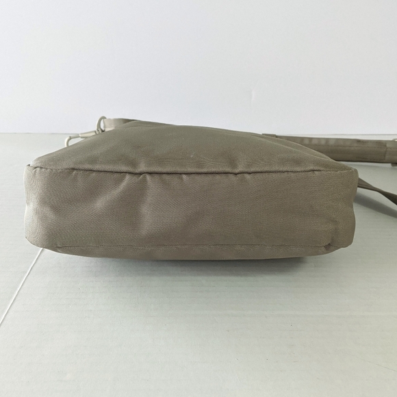 Travelon Crossbody Messenger Bag RFID Anti-Theft Adjustable - Picture 5 of 10